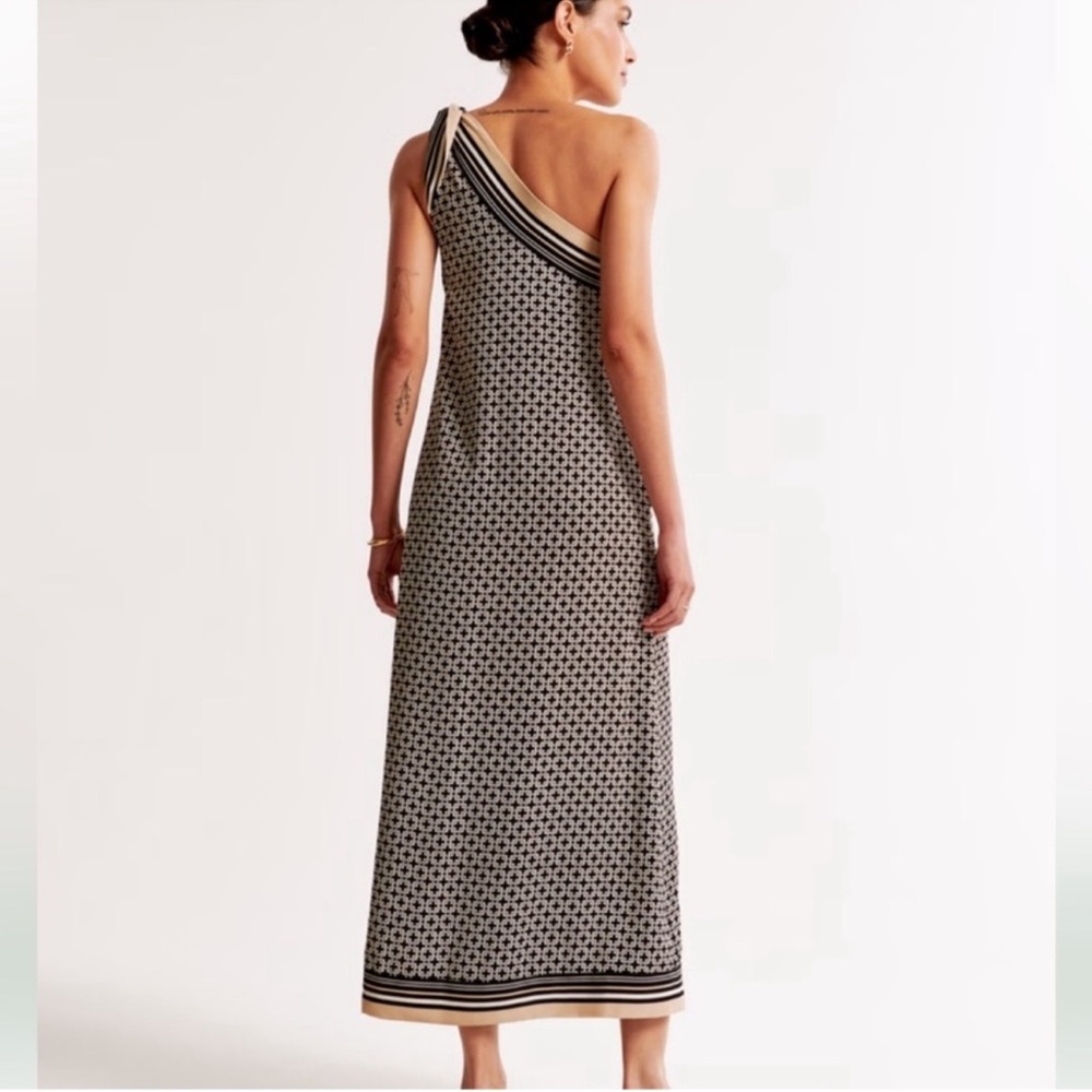 NWT Abercrombie One Shoulder Scarf Midi Dress - Picture 4 of 8